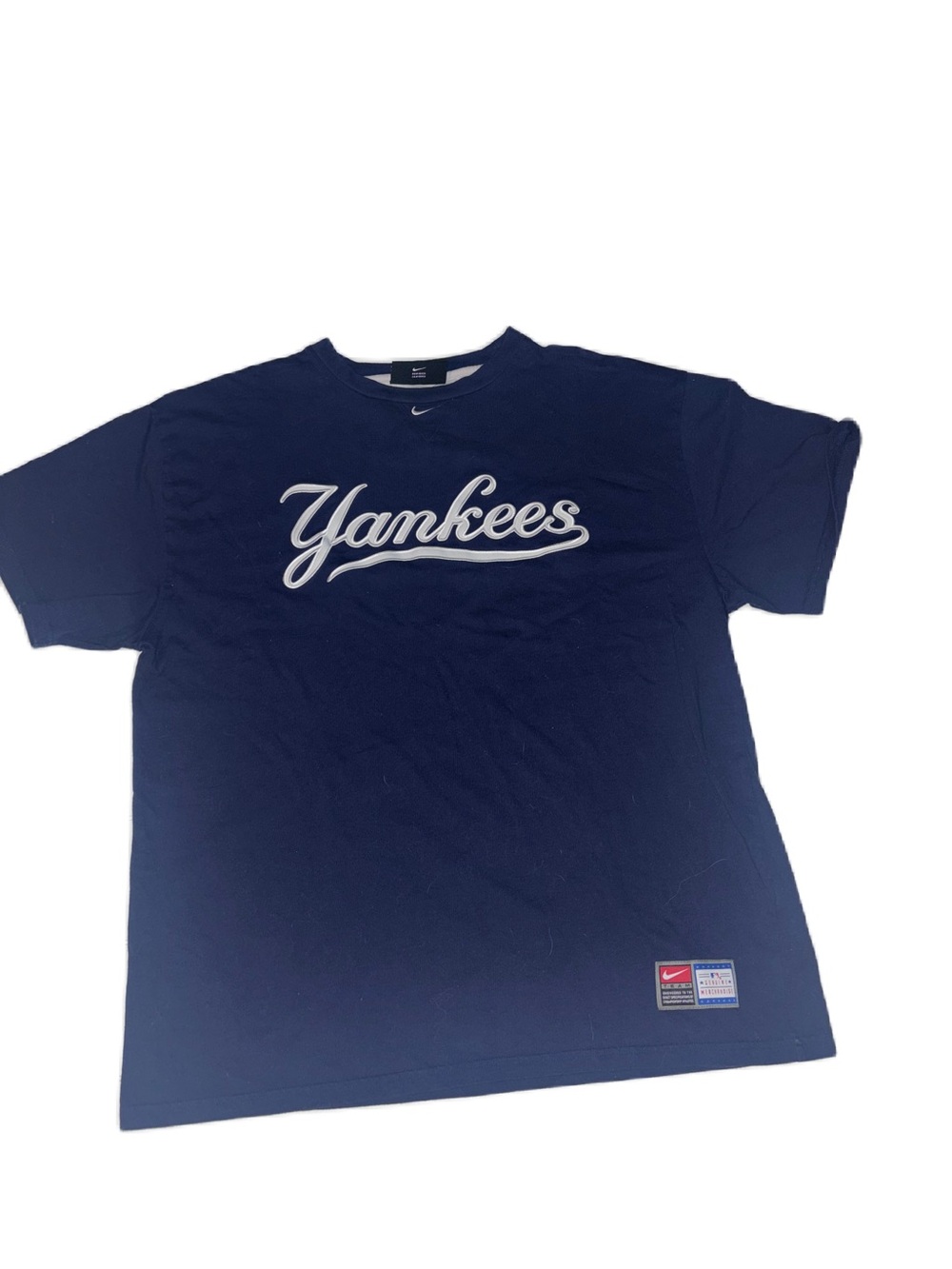 Vintage Nike Yankees Men's Navy Script Logo T-Shirt
